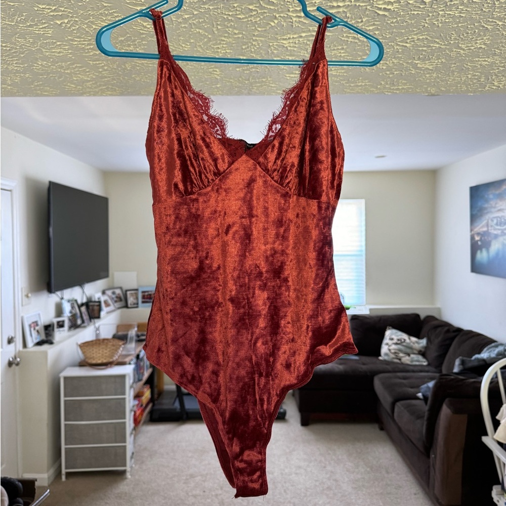 Nanamacs velvet bodysuit
